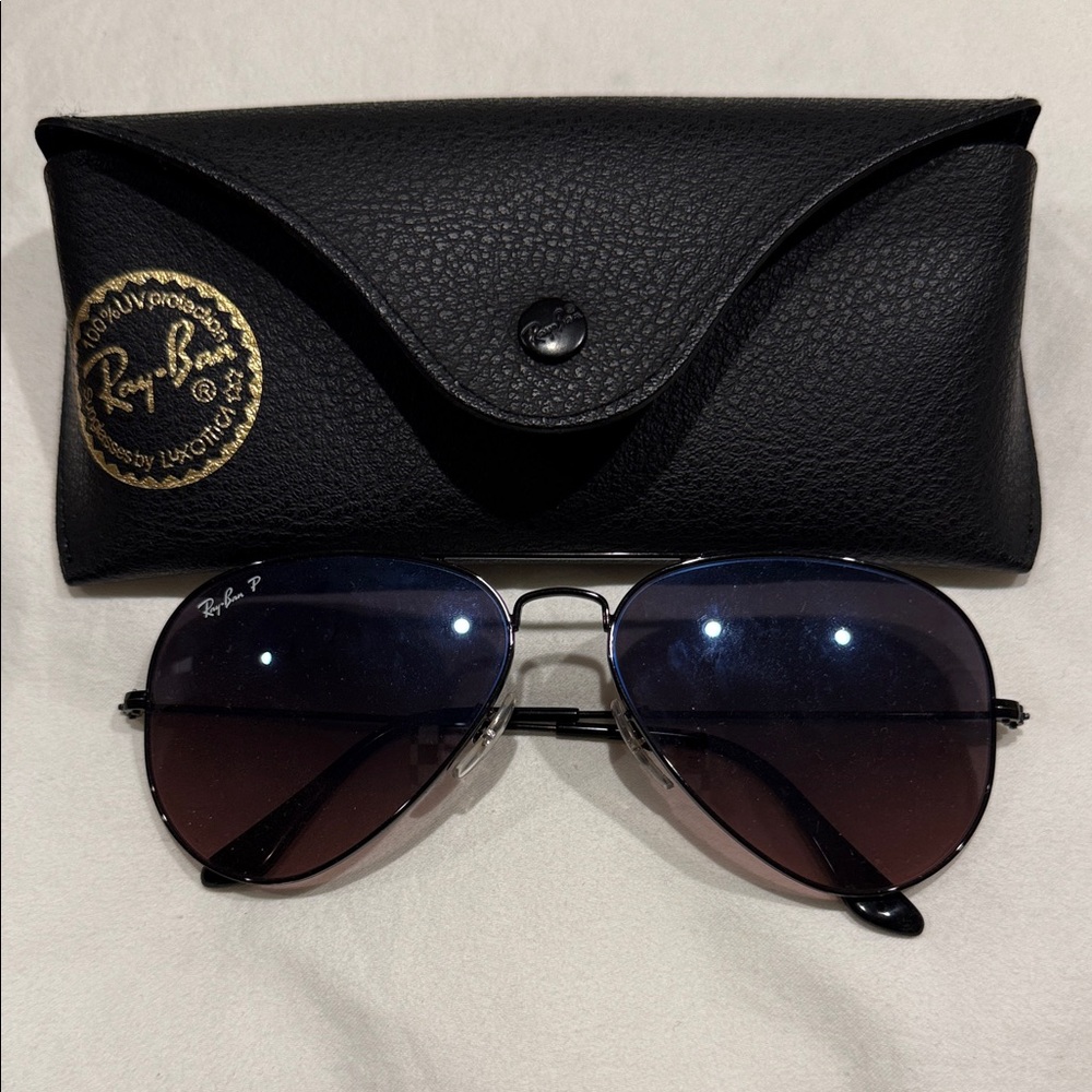 Ray-Ban Gradient Aviator Sunglasses